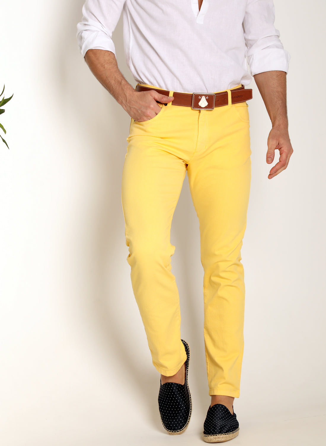 Pantalón amarillo 5 bolsillos Hombre