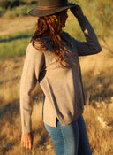 Jersey Beige Cuello Caja Mujer