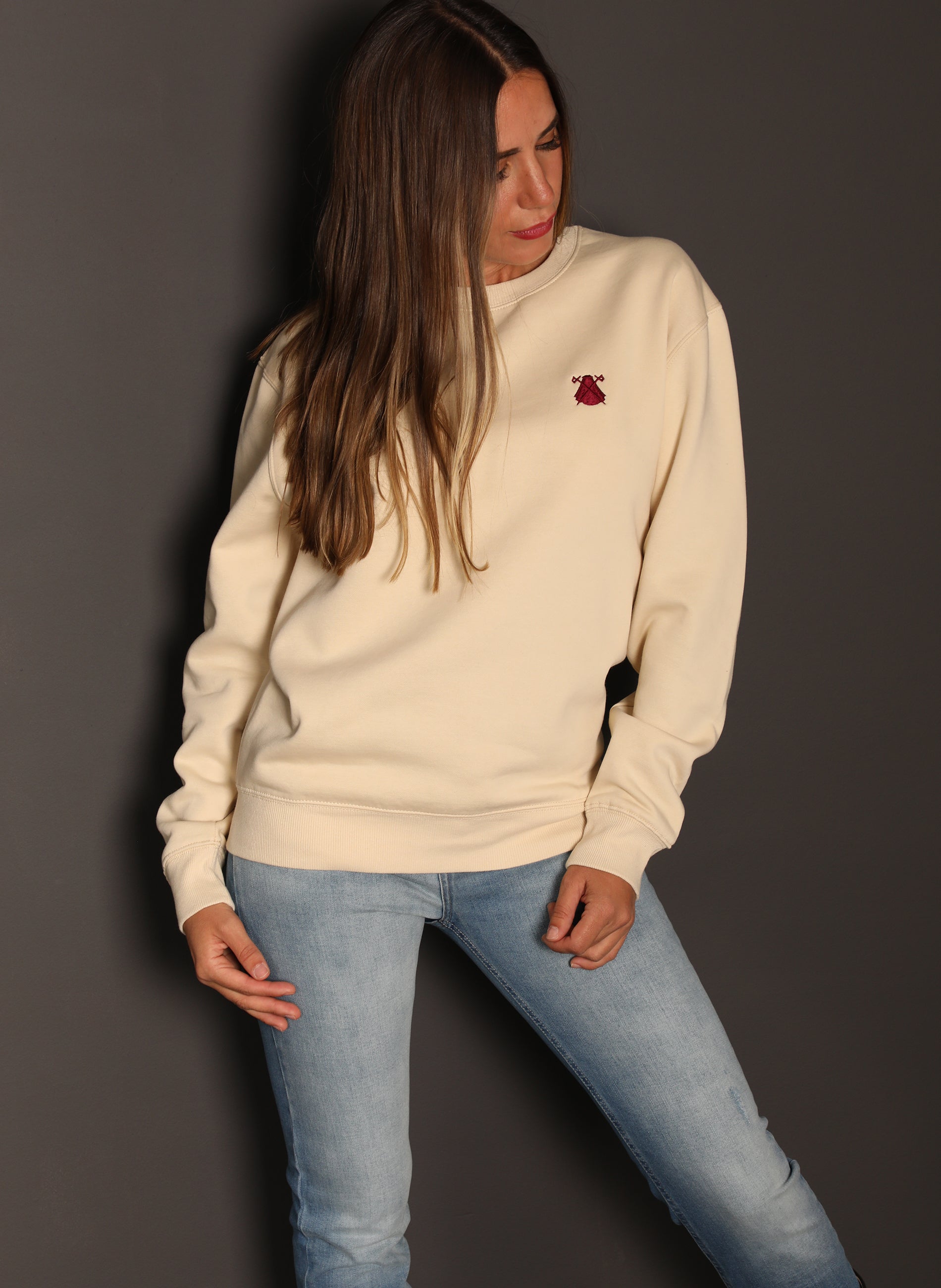 Sudadera Unisex Beige &quot;Corazón&quot;