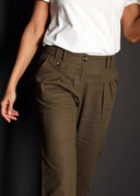 Pantalón Lino Kaki Pinzas Mujer