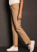 Pantalón Lino Camel Pinzas Mujer