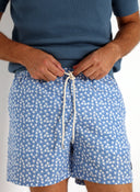 Bañador Azul Flores Blancas Hombre