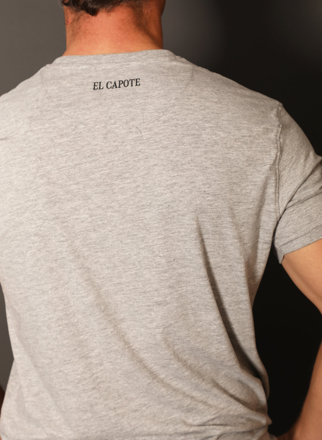 Camiseta Gris Básica de Hombre – El Capote