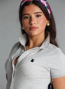 Polo Gris con Tapeta Abotonada Mujer