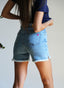 Short en denim avec logo brodé pour femme 