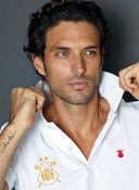 Polo Campeones Blanco Logo Rosa Capote Hombre