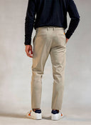 Pantalón Jogger Fino Beige Hombre