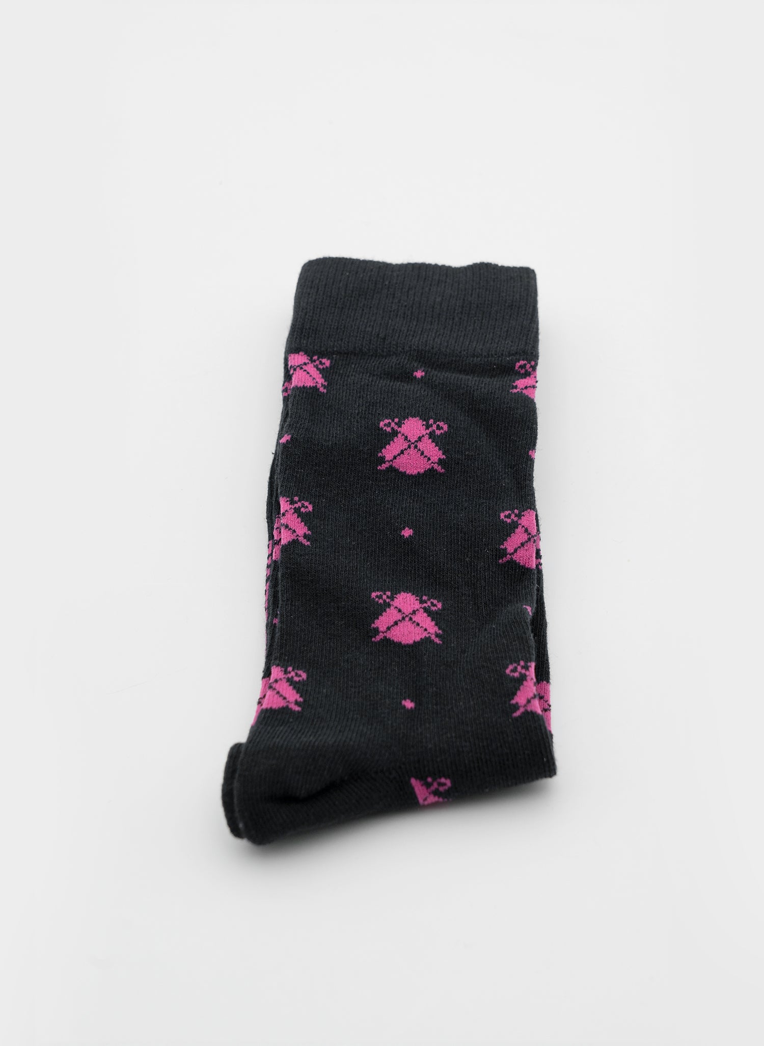 Geschenkpaket für Damen: Marineblaue Socken + rosa Umhangbecher