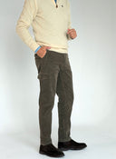 Pantalón Cargo Kaki Micro Pana Hombre