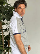 Polo Gris Espalda Blanca Hombre