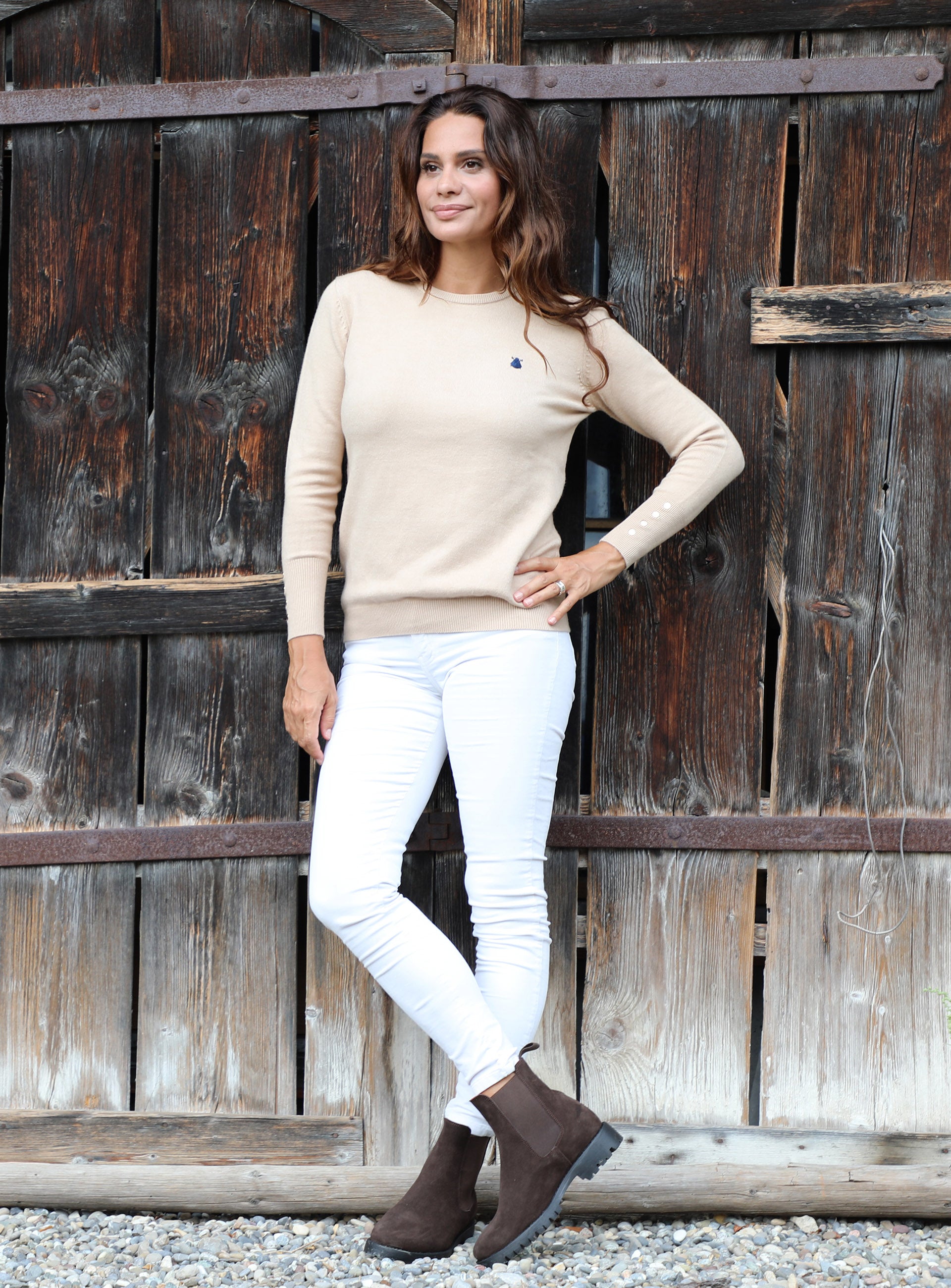 Woman Camel Buttons Sweater