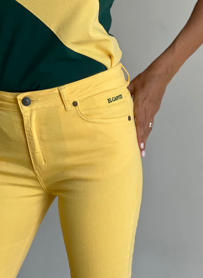 Pantalon 5 poches jaune pour femme