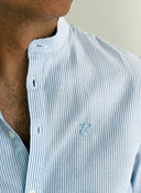 Polera Cuello Mao Rayas Celestes Hombre