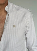 Polera Cuello Mao Rayas Camel Hombre