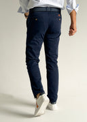Pantalón Chino Azul Confort Hombre
