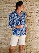 Camisa Lino Azul Flores Beige Hombre