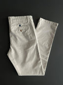 Pantalón Chino Color Piedra Confort Hombre