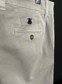 Pantalón Chino Color Piedra Confort Hombre