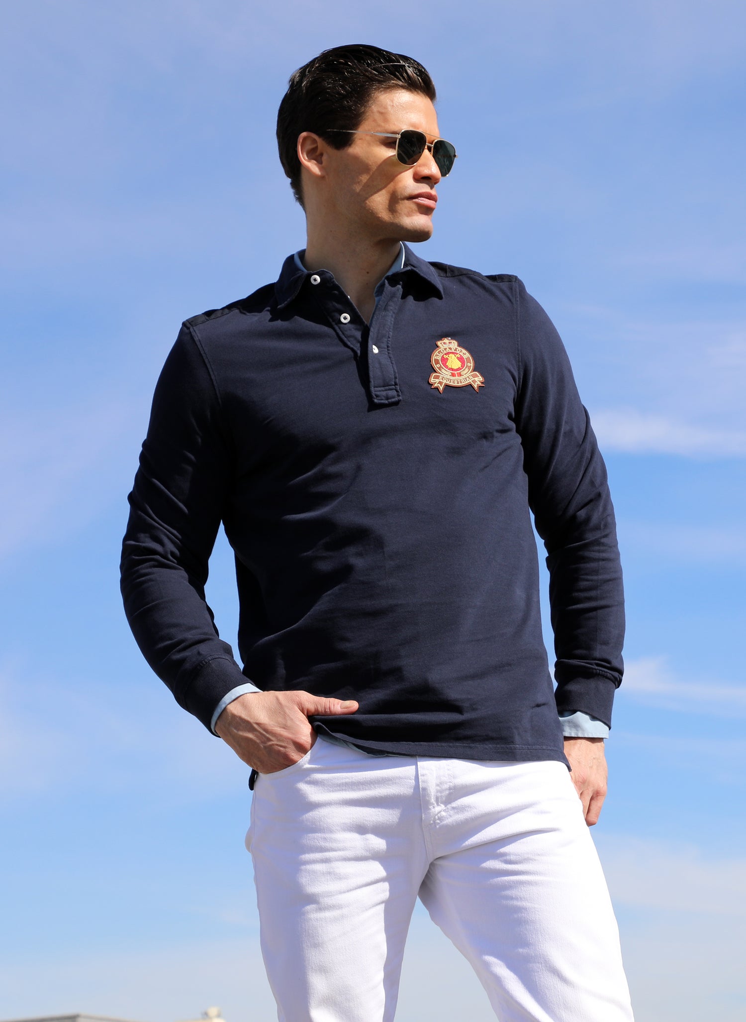 Teinture pour polo de rugby bleu marine dans les vêtements pour hommes
