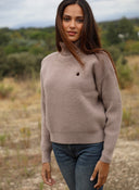 Jersey Marrón Cuello Cisne Mujer