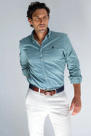 Camisa Hombre Sarga Azul Petróleo Cuello Botón