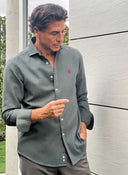 Camisa Verde Kaki Nido de Abeja Capote Rosa Hombre