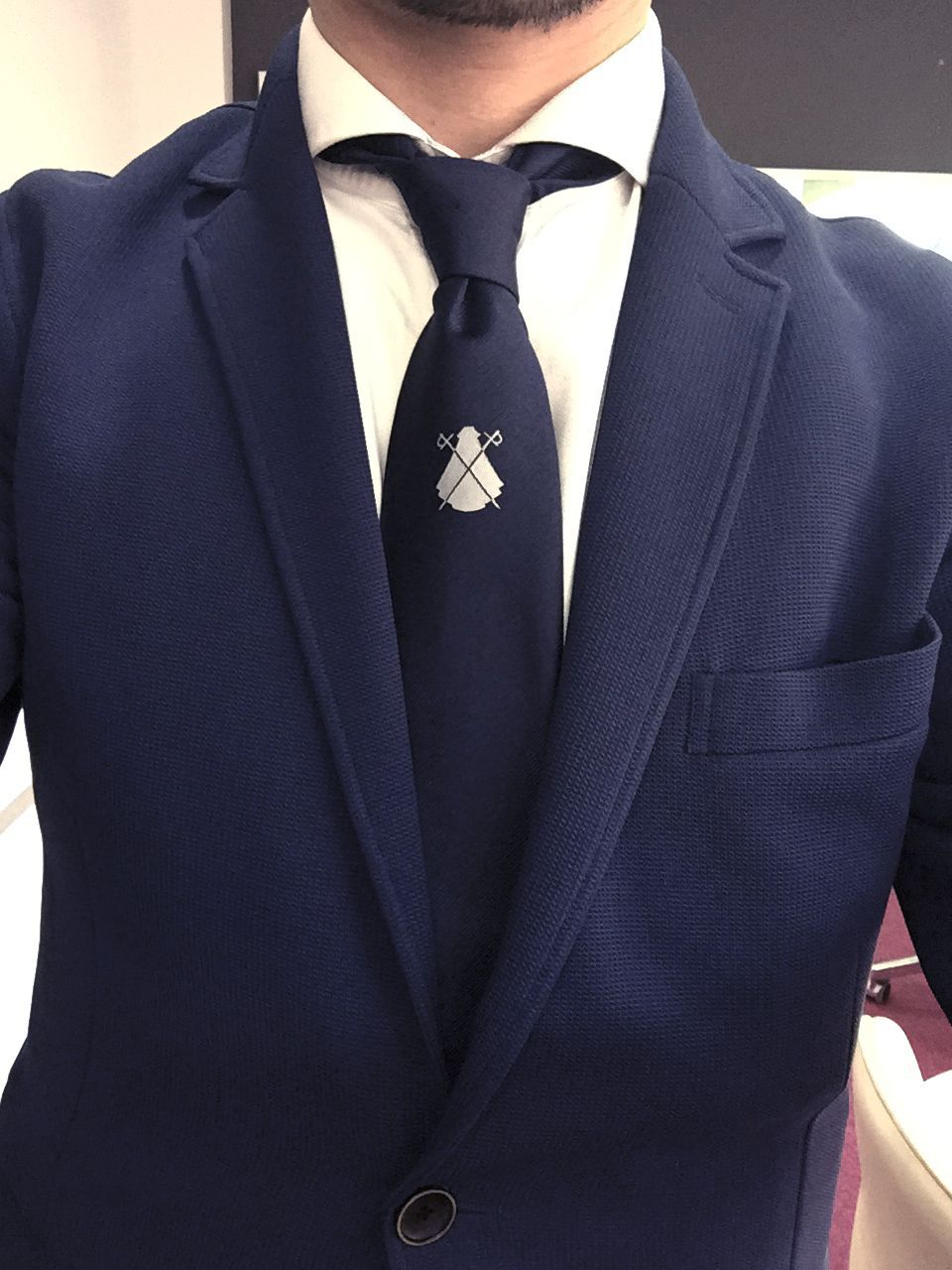 Cravate Bleu Marine Logo Blanc