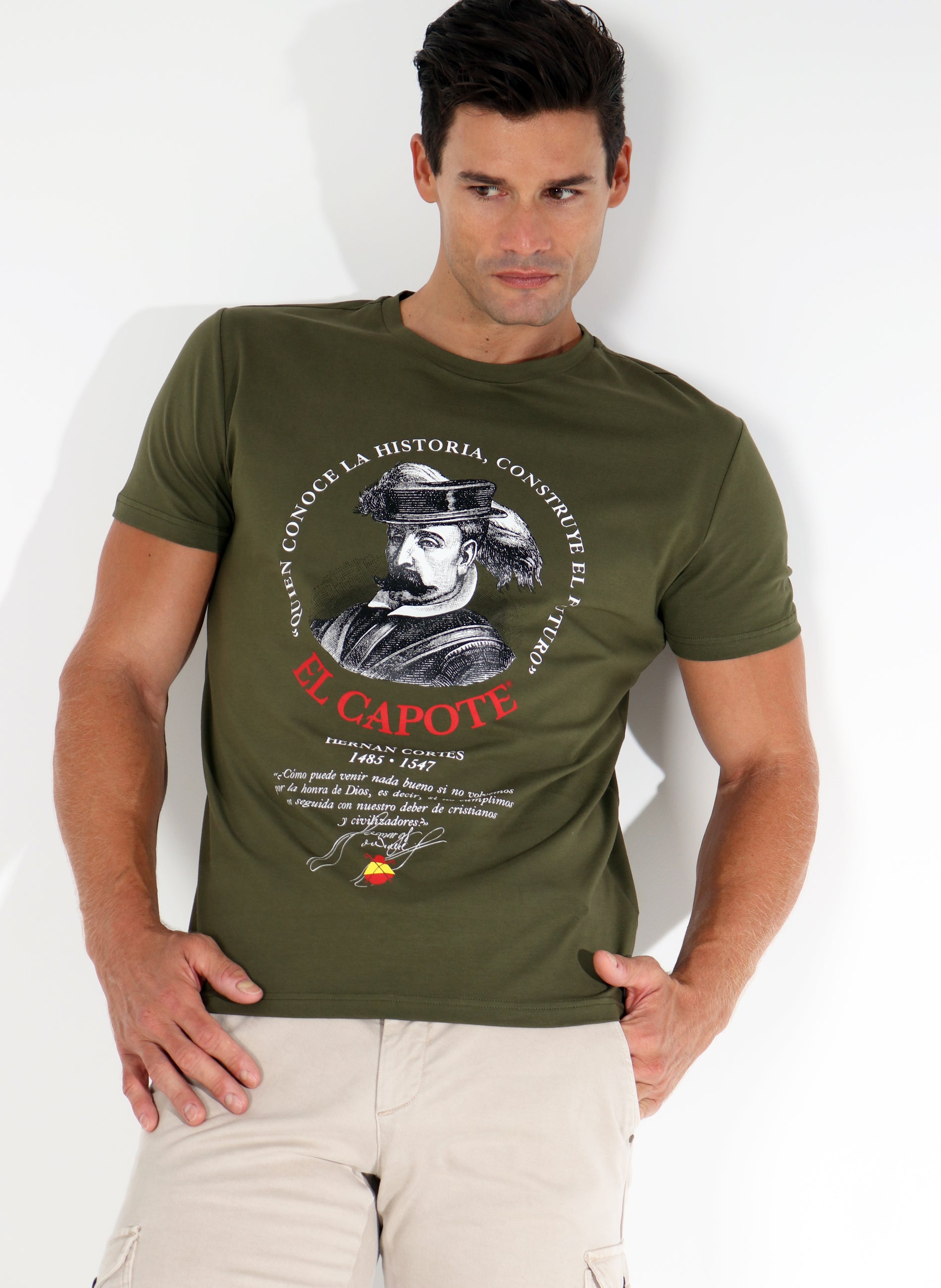 Khakigrünes Herren-T-Shirt Hommage an Hernán Cortés