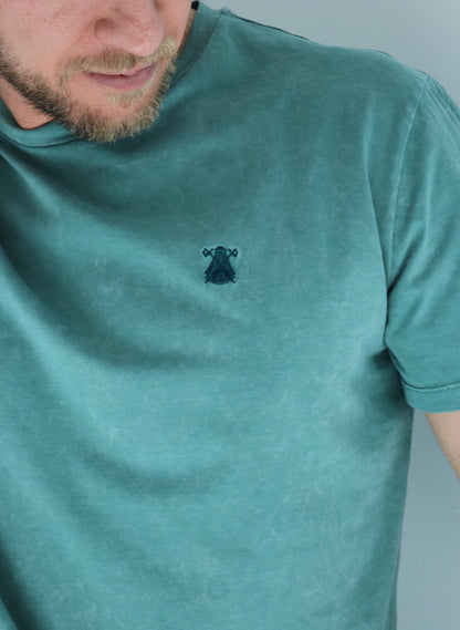 Das T-Shirt der grünen Stückfärbungs-Männer